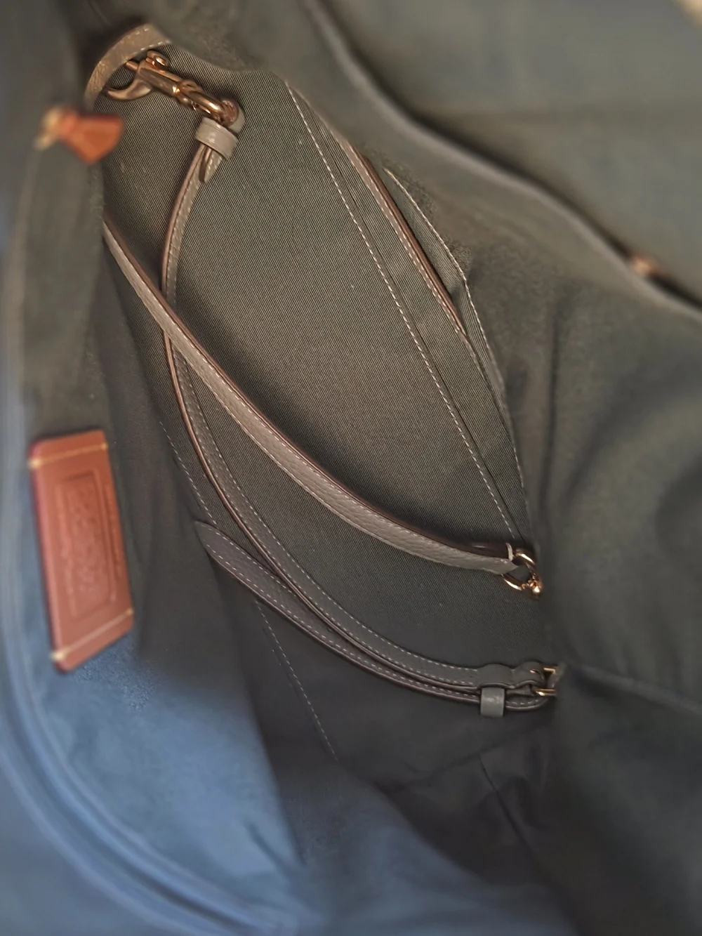 Coach Pebbled Leather Hobo Bag Slate Green Gold Hardware - Picture 4 of 4